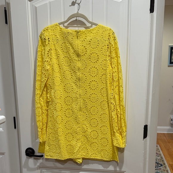 Lilly eyelet romper - Picture 7 of 7